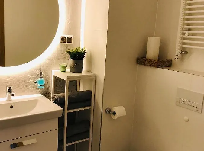 Aquamarina Prima - - Free Garage