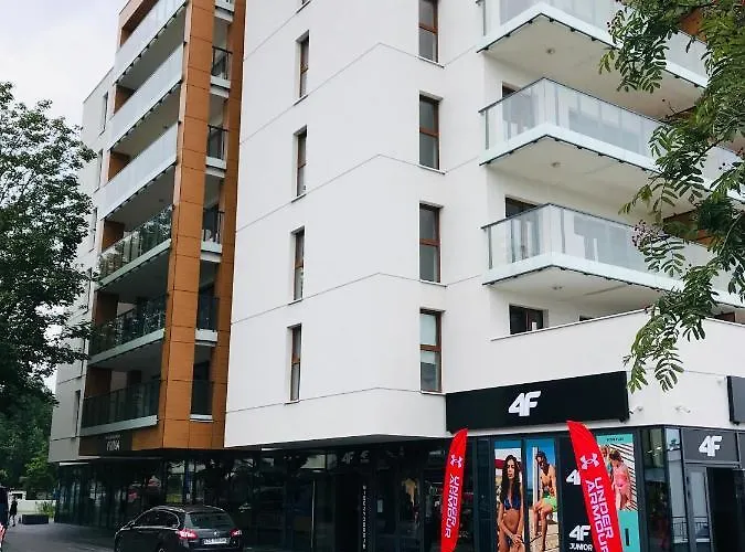 Aquamarina Prima - - Free Garage Miedzyzdroje